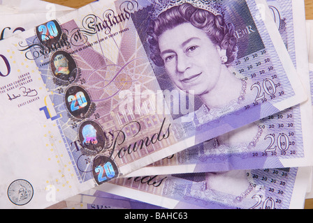 Primo piano della accatastati monetario britannico Foto Stock