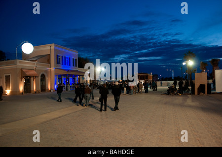 Hatachana Mitham una ricostruzione di una storica stazione ferroviaria che è un composto di intrattenimento oggi a Tel Aviv Israele Foto Stock