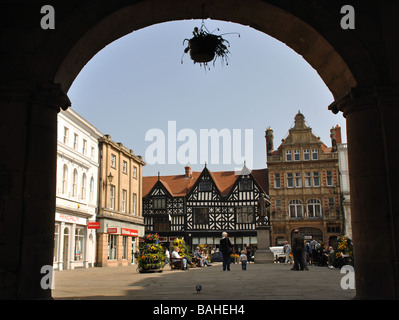 La piazza e High Street, Shrewsbury, Shropshire, Inghilterra, Regno Unito Foto Stock