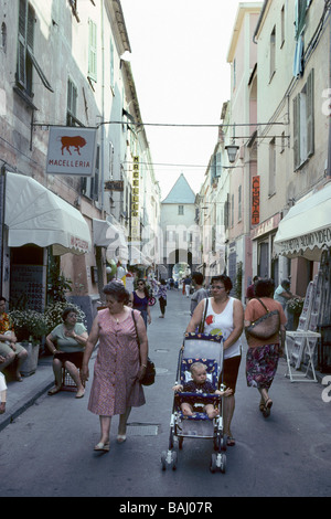 Strada di Borghetto Santo Spirito Provincia di Savona Italia Foto Stock