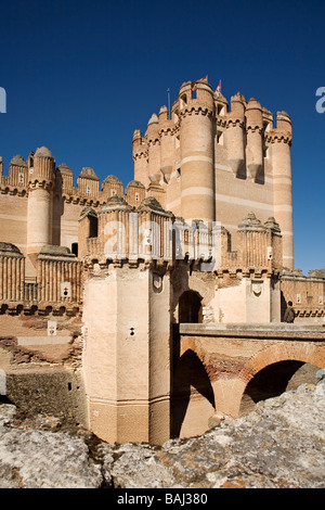 Campione di castello militare architettura Mudejar in Coca Segovia Castiglia e Leon Spagna Foto Stock