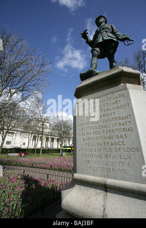 Città di Cardiff, nel Galles del Sud. William Goscombe John scolpita statua del signore Ninian Edward Crichton Stuart in Gorsedd Gardens. Foto Stock