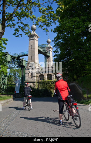 Il vecchio Henrichenburg Shiplift nella città di Waltrop, il percorso di cultura industriale , NRW, Renania del Nord - Westfalia, Germania Foto Stock