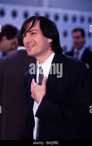 Steve Jobs (1955-2011) durante il prossimo evento di lancio alla Davies Symphony Hall, San Francisco, California, 1988. Foto Stock