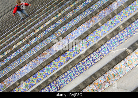 Decorate la Scala Santa Maria del Monte, Caltagirone, Sicilia, Italia Foto Stock
