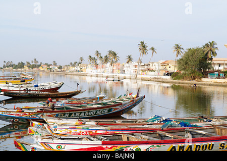 Il Senegal, Saint Louis città, elencati come patrimonio mondiale dall' UNESCO, il fiume Senegal Foto Stock