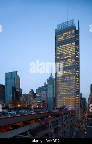 Il New York Times, New York, Stati Uniti, Renzo Piano Building Workshop / Fx Fowle Architects, il New York Times twilight esterno Foto Stock