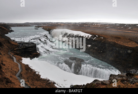 Gullfoss, una magnifica cascata e gola, nel corso del fiume Hvita, nel sud-ovest dell'Islanda Foto Stock