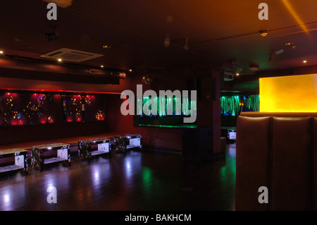 Boujis Nightclub, Londra, Regno Unito, Satmoko Sfera, Boujis nightclub dancefloor. Foto Stock