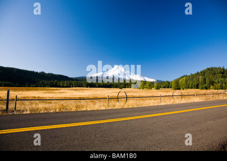 Monte Cofano da Hood River Valley Foto Stock