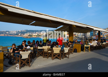 Terrazza in Hania Creta Grecia Europa Foto Stock