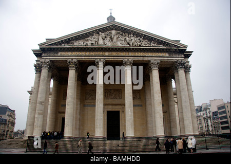 Il Pantheon (Latin Pantheon, dal Pantheon greco e significa "Ogni dio') è un edificio che si trova nel quartiere latino di Parigi, Francia. Foto Stock