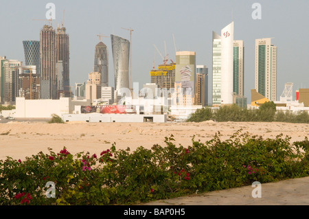 Grattacieli del quartiere finanziario di Doha. Foto Stock