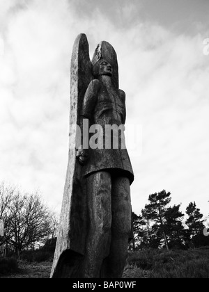 Scolpito una statua in legno del Lickey Hills Country Park Foto Stock