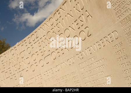 Londra monumento alle vittime dell'attentato di Bali nel 2002 vicino a St James Park Whitehall London Foto Stock