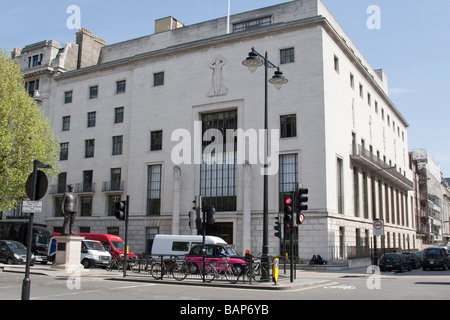 Il Royal Institute of British Architects headquarters building RIBA 66 Portland Place London Foto Stock