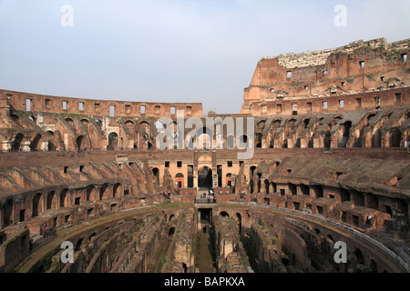 Italia Lazio Roma Colosseo interno Foto Stock