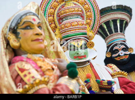 Tre persone kathakali dancing Foto Stock