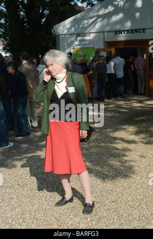 Caroline Gathorne-Hardy, Contessa di Cranbrook OBE Aldeburgh Food Fair presso Snape Maltings Suffolk. REGNO UNITO 2008. 2000 HOMER SYKES Foto Stock