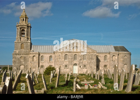 Classic Georgian la chiesa di San Giorgio costruita di pietra di Portland sulla isola di Portland Dorset England Regno Unito Foto Stock