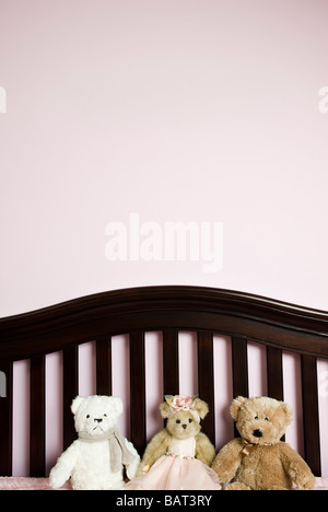 Culla con Teddy Bear Foto Stock