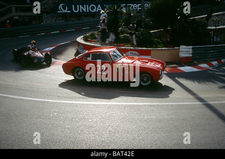 La Ferrari in giro per il famoso tornante al Monaco Monte Carlo Historic Grand Prix GP Foto Stock