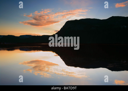 Lago a Eikhom in Nissedal, Telemark fylke, Norvegia. Foto Stock