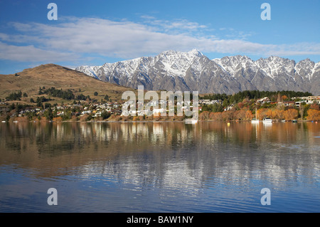 Il lago di Wakatipu Kelvin Heights e il Remarkables Queenstown Isola del Sud della Nuova Zelanda Foto Stock