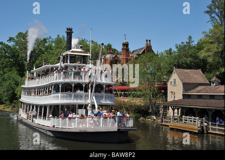 Liberty Belle - Battello a vapore in Piazza Liberty attrazione, Magic Kingdom, Disney World Foto Stock