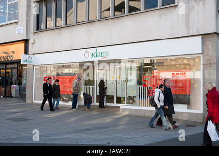 Vetrine negozi chiusi a causa di credito crunch recessione gran bretagna UK recessione economia Foto Stock