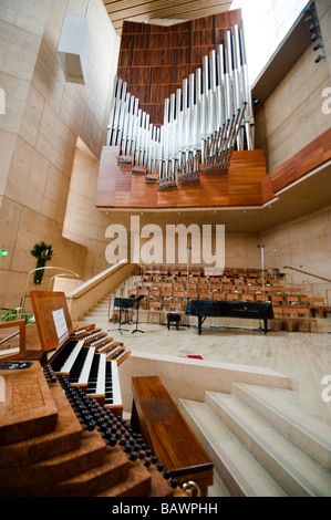 Gli interni della cattedrale di out Signora degli Angeli nel centro di Los Angeles Foto Stock