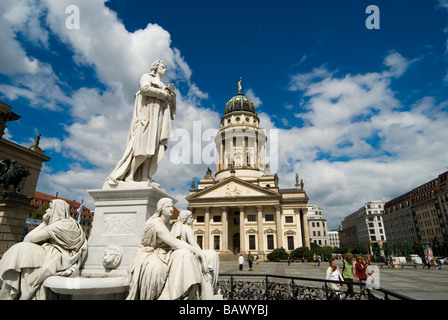 Quartiere Mitte, Gendarmenmarkt, Francese chiesa costruita tra il 1701 e il 1705 dagli architetti Luigi Gayard e Abramo Quesnay Foto Stock