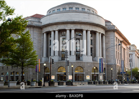 Ronald Regan edificio in Washington DC Foto Stock