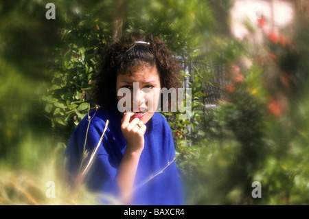 Teen girl paranoid psycho paura paura preoccupato preoccupare lo stress Foto Stock