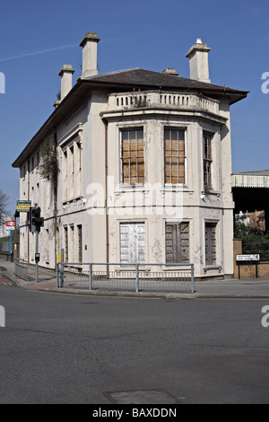 Butetown / Cardiff Bay stazione ferroviaria Galles UK. Edificio classificato di livello II* Foto Stock