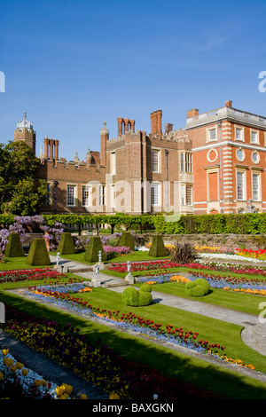 I giardini di stagno di Hampton Court Palace London Inghilterra England Foto Stock