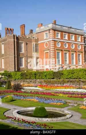 I giardini di stagno di Hampton Court Palace London Inghilterra England Foto Stock