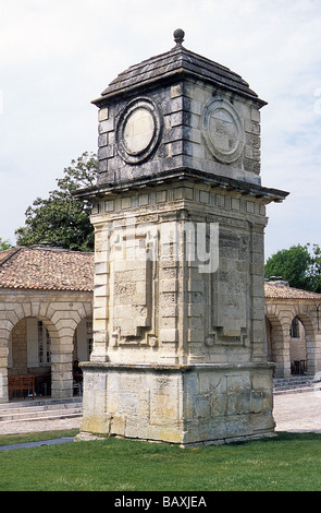 Francia, Rochefort, storica base navale, testa pozzo Foto Stock