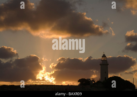 Faro al tramonto, Pafos, il Parco Archeologico di Cipro Foto Stock