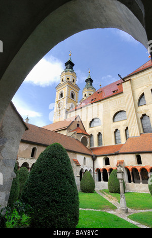 Vista dal chiostro della cattedrale di Bressanone, cross-coat, Bressanone, Valle dell Isarco, Alto Adige, Italia Foto Stock