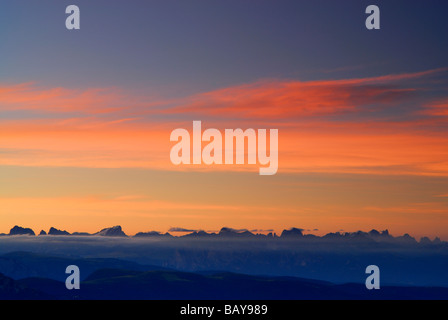 Vista Dolomiti con Sassolungo e Sassopiatto, Marmolada, Kesselkogel, Rosengartenspitze e pala della gamma, Val di Sopranes Joch, Texelgrup Foto Stock