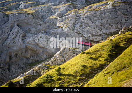 Pilatus Ferrovia, Pilato (2132 m), Alpnachstad, Cantone di Obvaldo, Svizzera Foto Stock