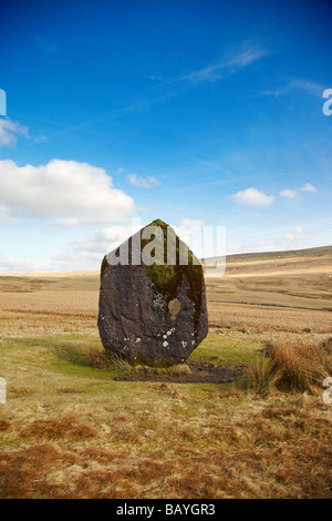 Maen Llúria pietra permanente, vicino Ystradfellte, Brecon Beacons, Wales, Regno Unito Foto Stock