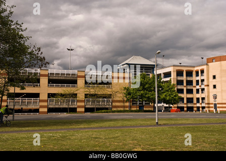 Il Lakeside Shopping Centre parcheggio auto Foto Stock