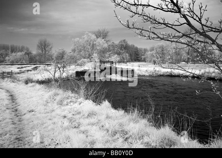 Immagine attraverso il 'Grande britannica" campagna shot in infrarosso, Gran Bretagna. Foto Stock