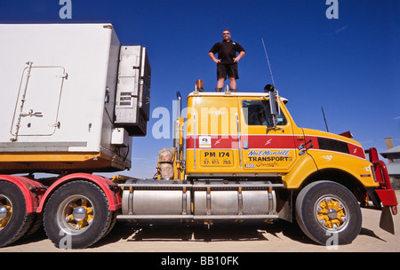 Driver Roadtrain, Sud Australia Foto Stock