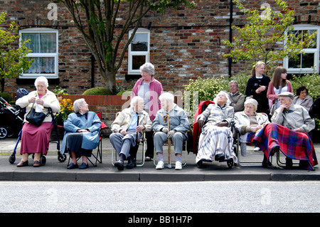 Knutsford città il Royal giorno di maggio Processione Foto Stock