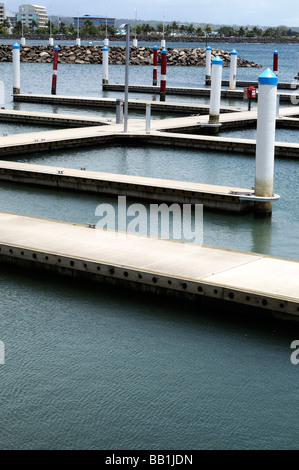 Vuoto area di ormeggio, Apia deep sea wharf, Samoa Foto Stock