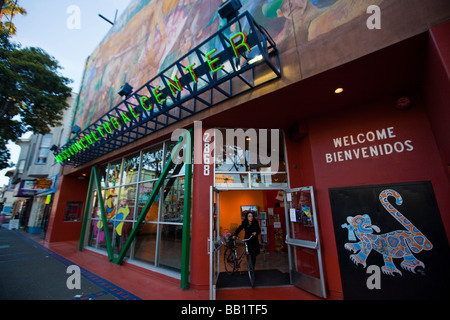 La missione del Centro Culturale per il Latino Arts di San Francisco in California Foto Stock