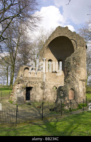 Europa, Paesi Bassi, Gelderland, Nijmegen, resti del Castello Barbarossa, Valkhof Foto Stock